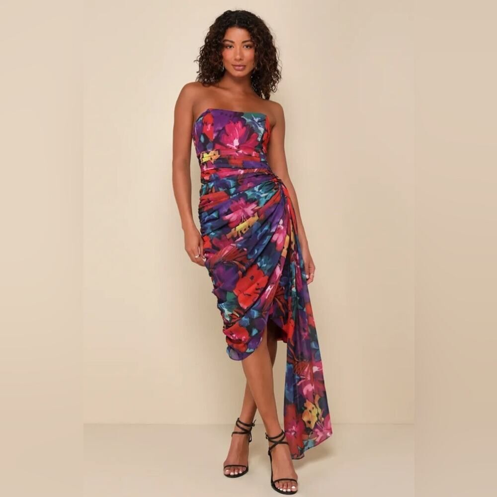 Lulus Uncommon Aesthetic Black Floral Strapless Bodycon Midi Dress